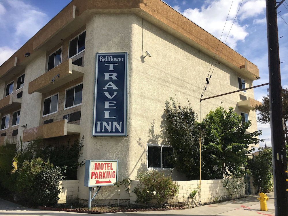 Hotel Bellflower Travel Inn