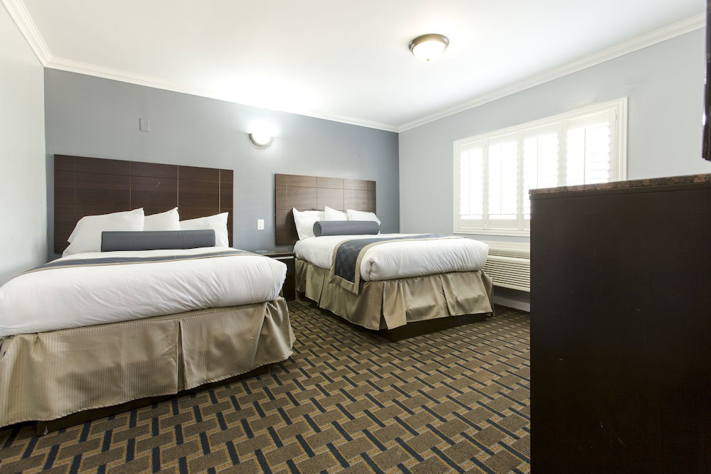 Hotel Hollywood Palms Inn And Suites