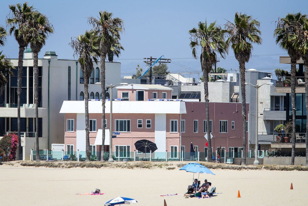 Hotel Venice On The Beach Hotel