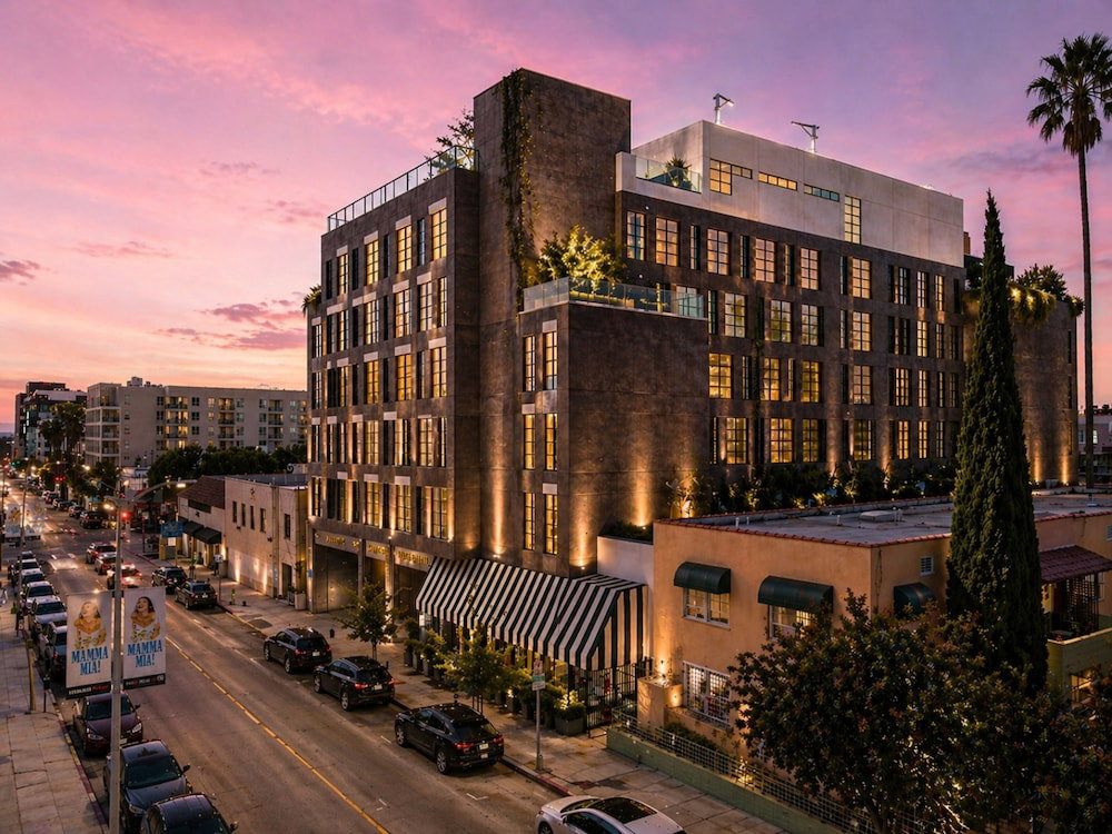 Hotel Whisky Hotel