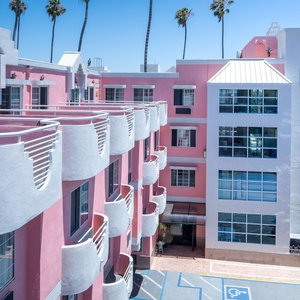 Hotel Days Inn By Wyndham Santa Monica cazare Santa Monica