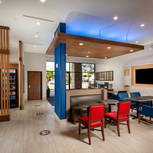 Hotel Holiday Inn Express & Suites Chatsworth By Ihg cazare Chatsworth
