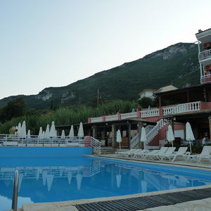 Hotel Corfu Maris Bellos cazare Benitses