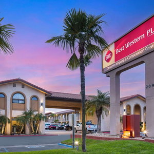 Hotel Best Western Plus Ontario Airport & Convention Center cazare Ontario