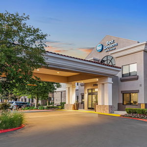 Hotel Best Western Valencia/Six Flags Inn & Suites cazare Valencia