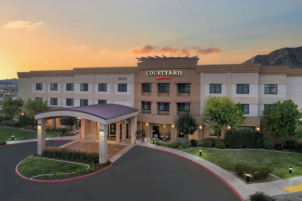 Hotel Courtyard By Marriott Santa Clarita Valencia