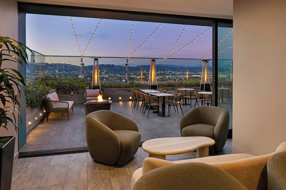 Hotel Ac Hotel By Marriott Beverly Hills