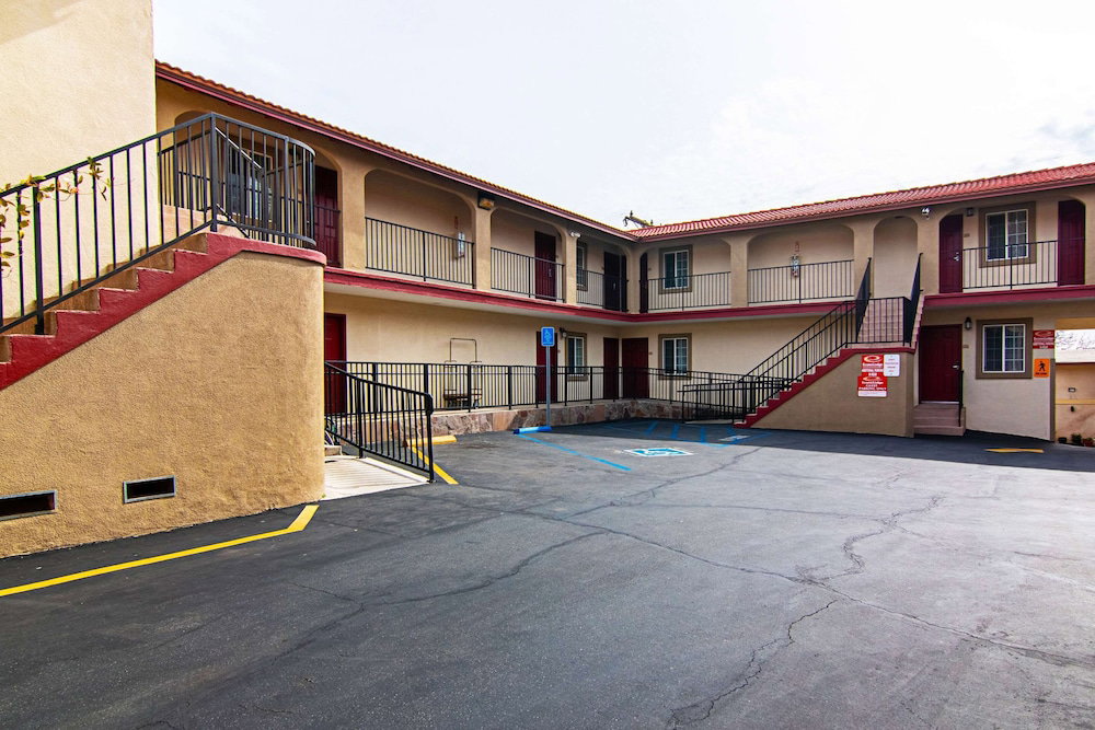Hotel Econo Lodge Long Beach I-405