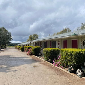 Hotel Sierra Pelona Motel cazare Agua Dulce