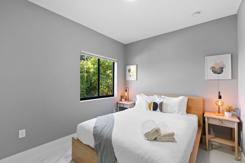 Hotel Townhouses Near Wynwood