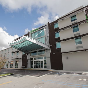 Hotel Holiday Inn Express & Suites Miami Airport East By Ihg cazare Brownsville