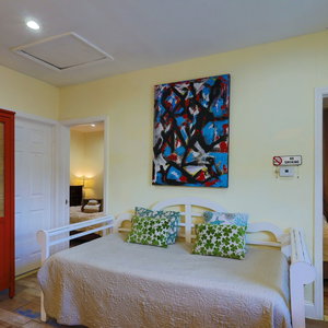 Hotel Private Room At Little Haiti With Free Parking cazare El Portal