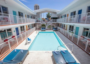 Hotel Waterside Hotel And Suites cazare Dunes City