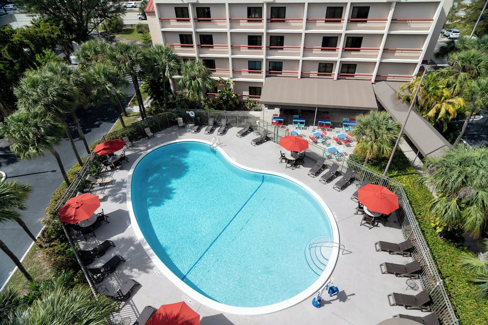 Hotel Red Roof Inn Plus+ Miami Airport