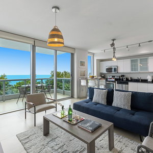 Sejur Dharma Home Suites Miami At Monte Carlo vacanta Dunes City