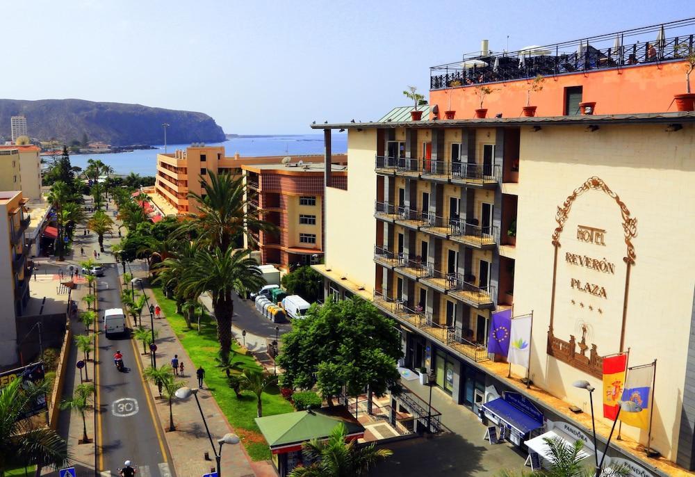 Hotel Reveron Plaza