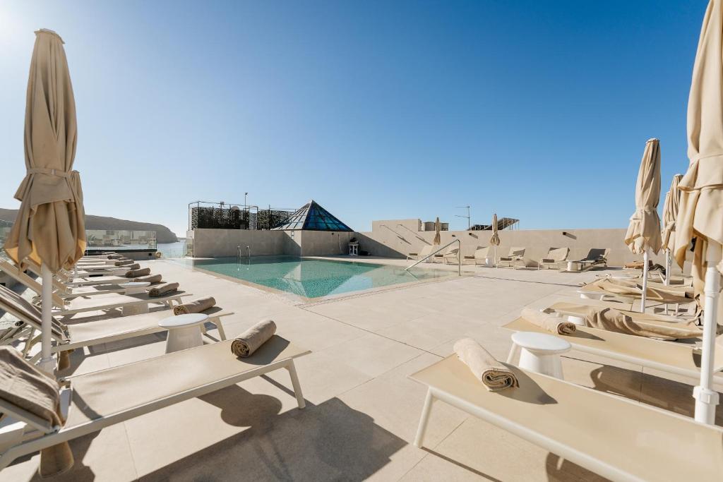 dal travel Hotel Reveron Plaza