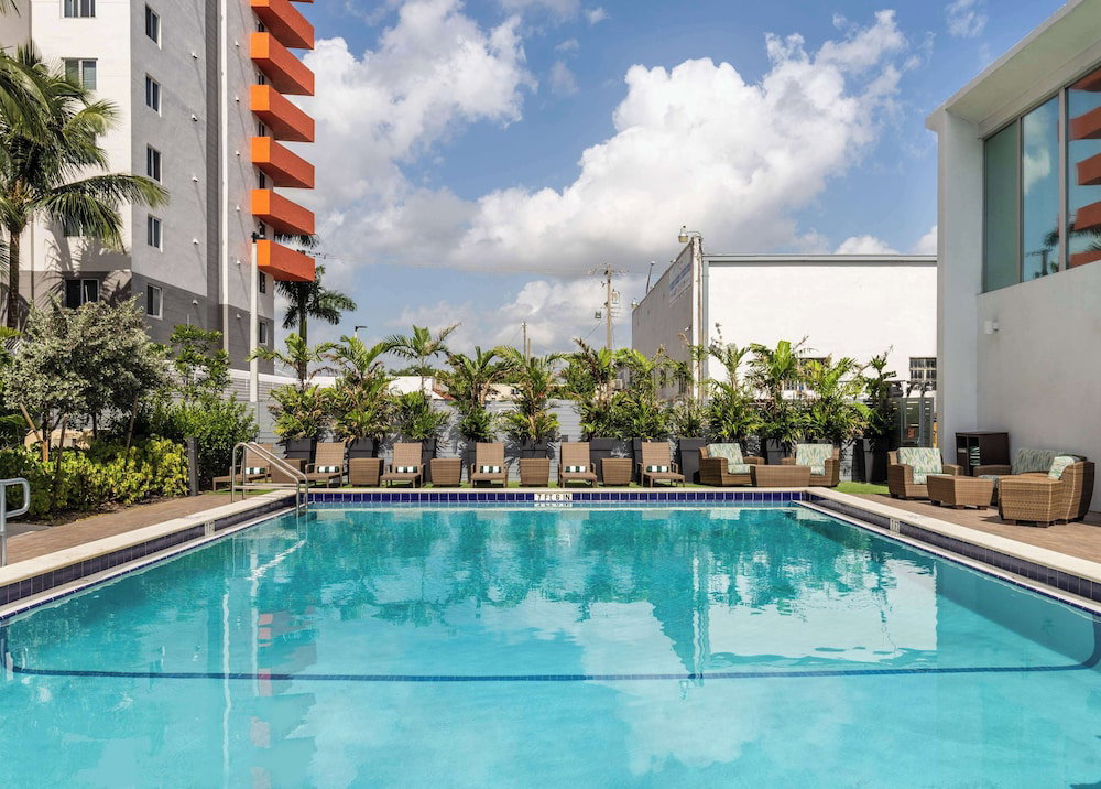 Hotel Doubletree By Hilton Miami North I-95