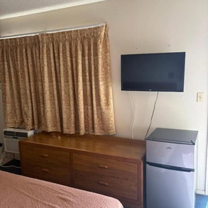 Hotel Townhouse Motel cazare Alhambra