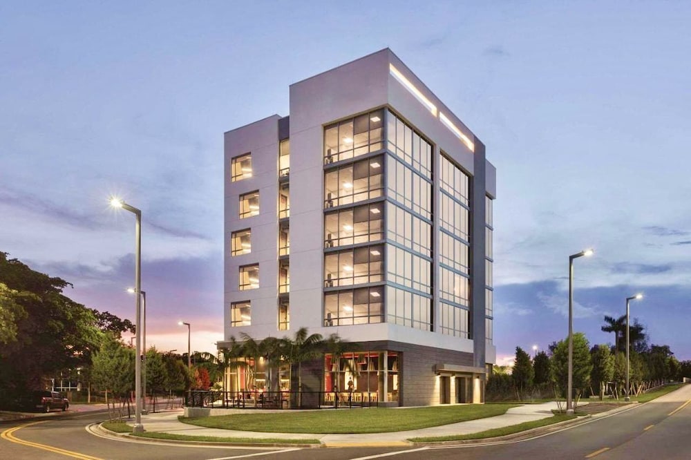 Hotel Kompose Boutique Hotel Miami Airport