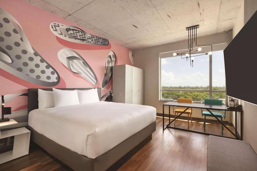 Kompose Boutique Hotel Miami Airport