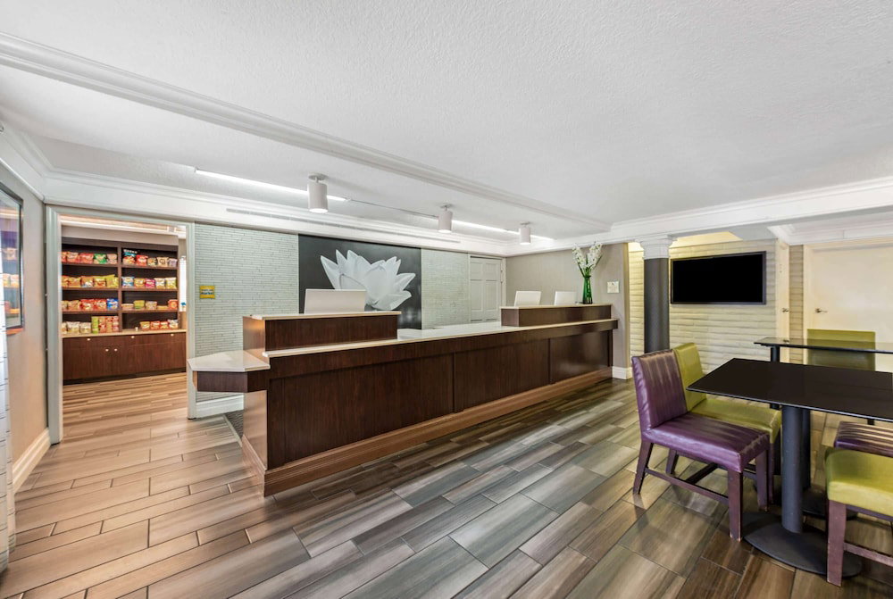 La Quinta Inn By Wyndham Miami Airport North