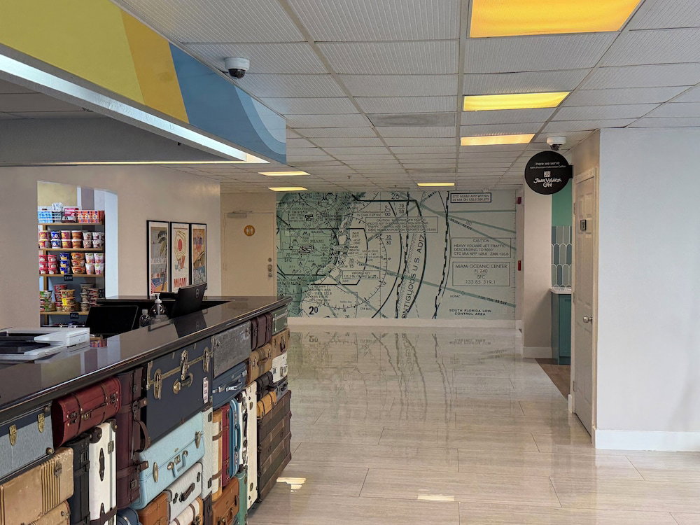 Envision Hotel Miami International Airport