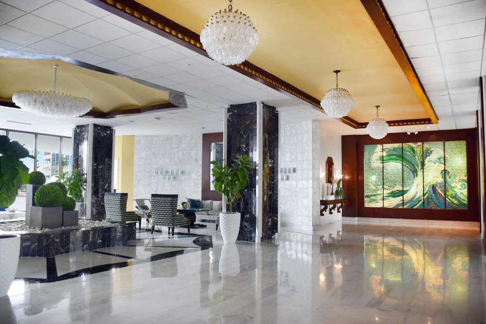 Seacoast Suites On Miami Beach