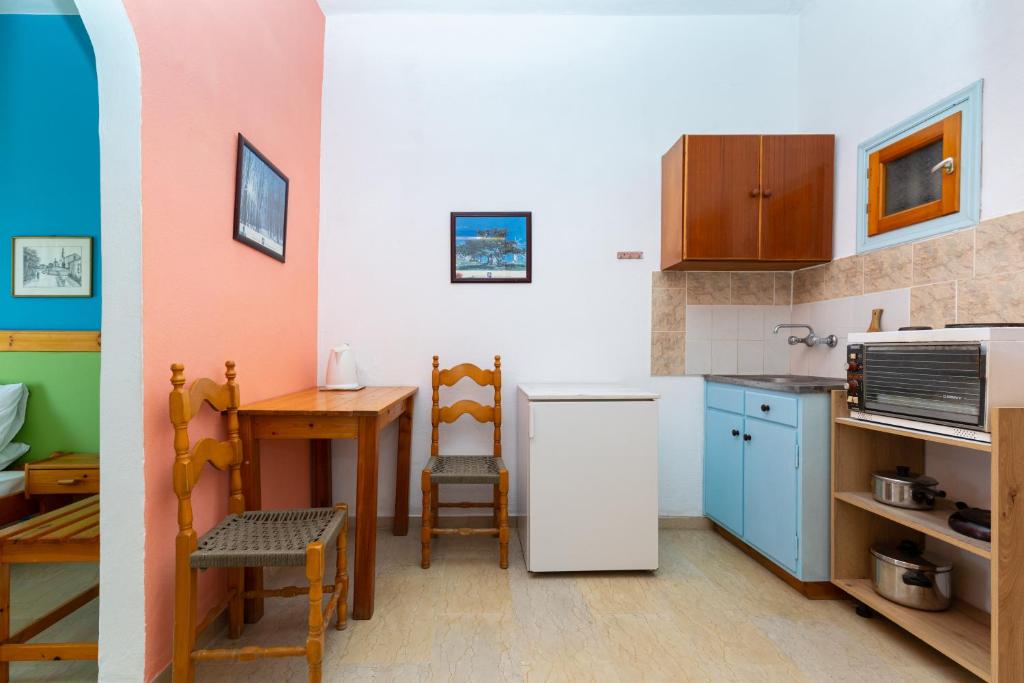 Alexandros Studios