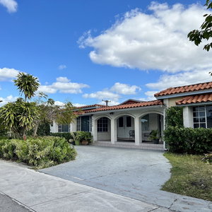 Hotel Beautiful And Comfortable Home And Studios cazare Flagami