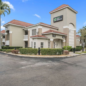 Sejur Extended Stay America Suites Miami Airport Blue Lagoon vacanta Flagami