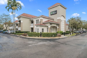 Hotel Extended Stay America Suites Miami Airport Blue Lagoon cazare Flagami