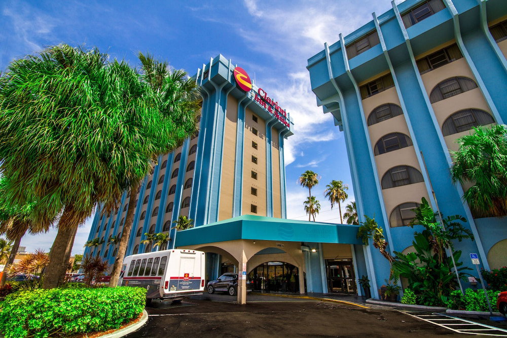 Hotel Clarion Inn & Suites Miami International Airport