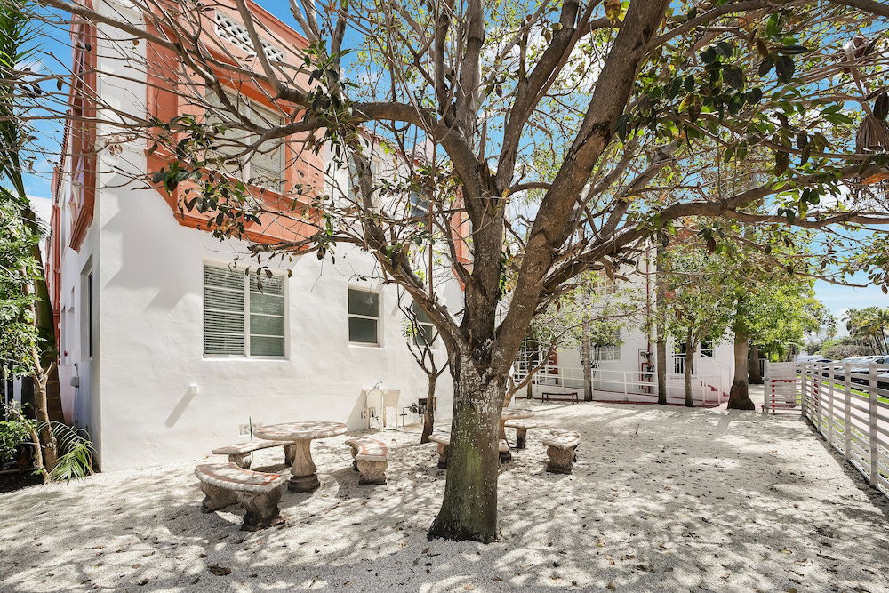 Hotel Drexel Apts By At Mine Hospitality
