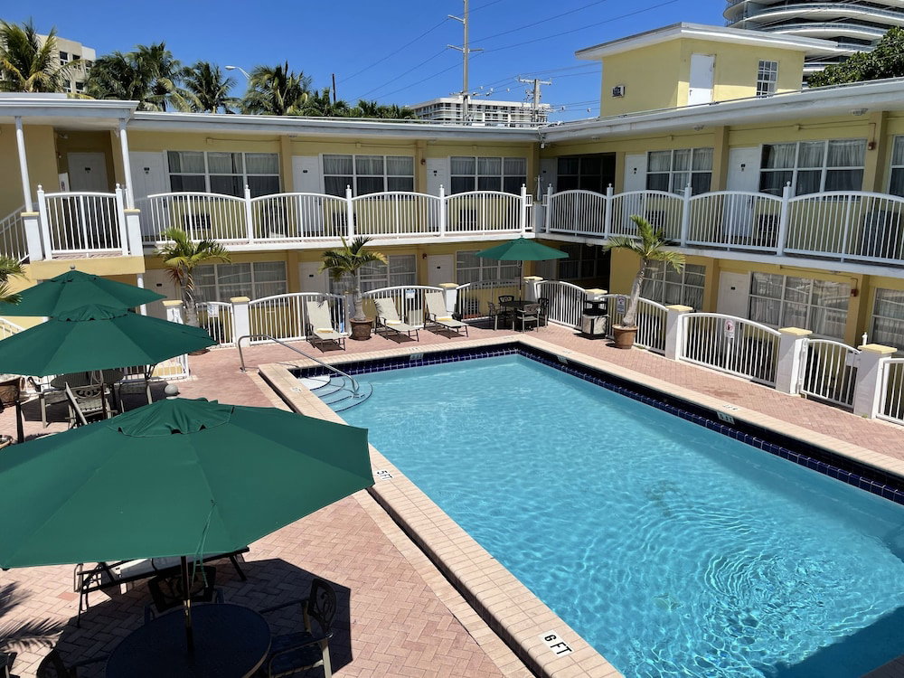 Hotel Beach Place Hotel