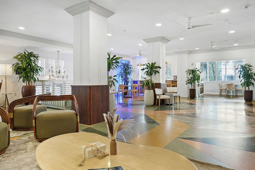 Townhouse Hotel