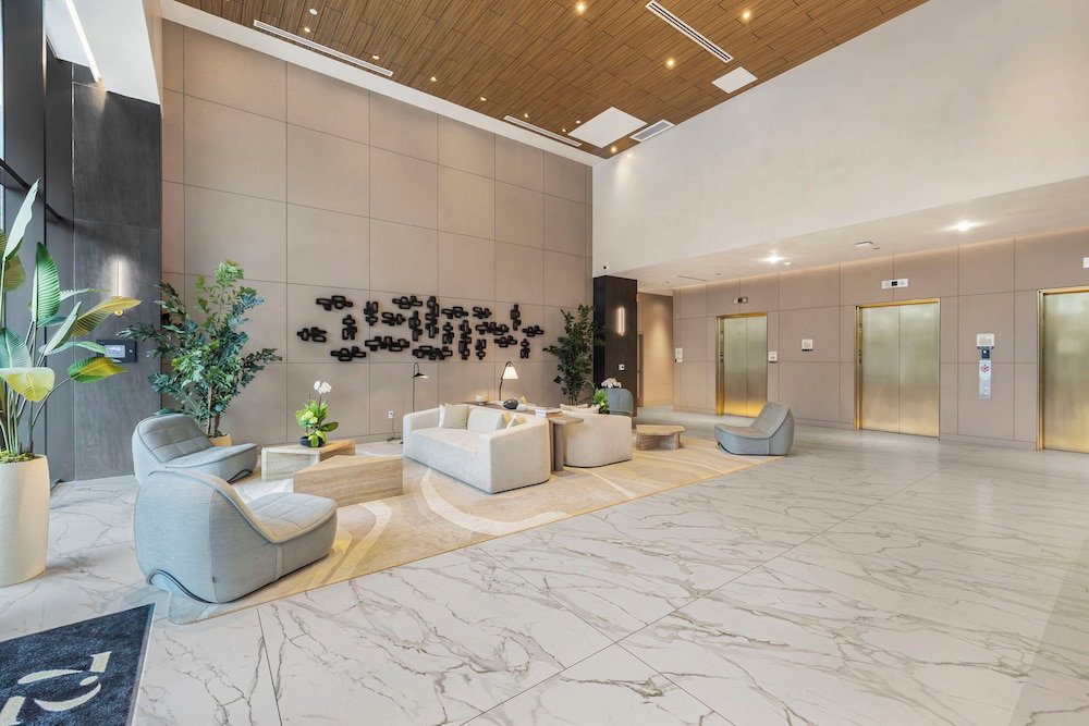 Hotel Luxury Condos Near Miami Beach