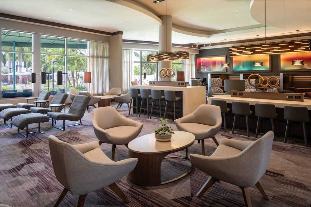 Courtyard By Marriott Miami Airport