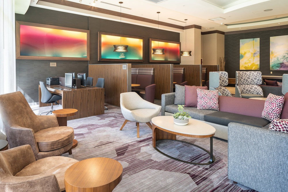 Courtyard By Marriott Miami Airport
