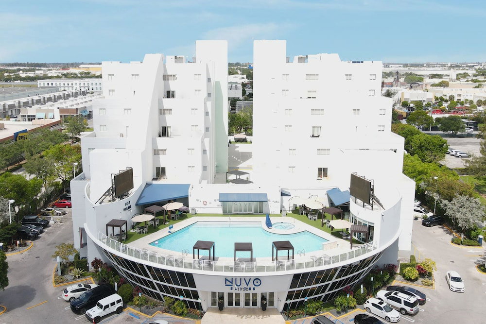 Hotel Nuvo Suites Hotel