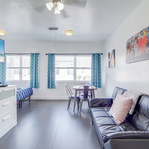 Hotel Charming Large Studio Near Ocean Dr - South Beach cazare Miami Beach