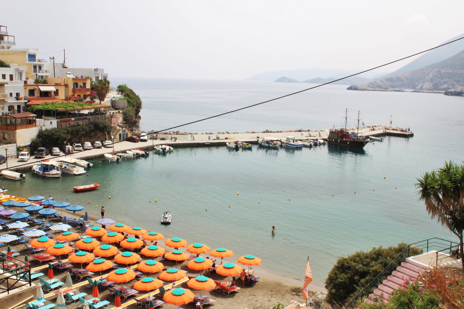dal travel Sarlot Studios
