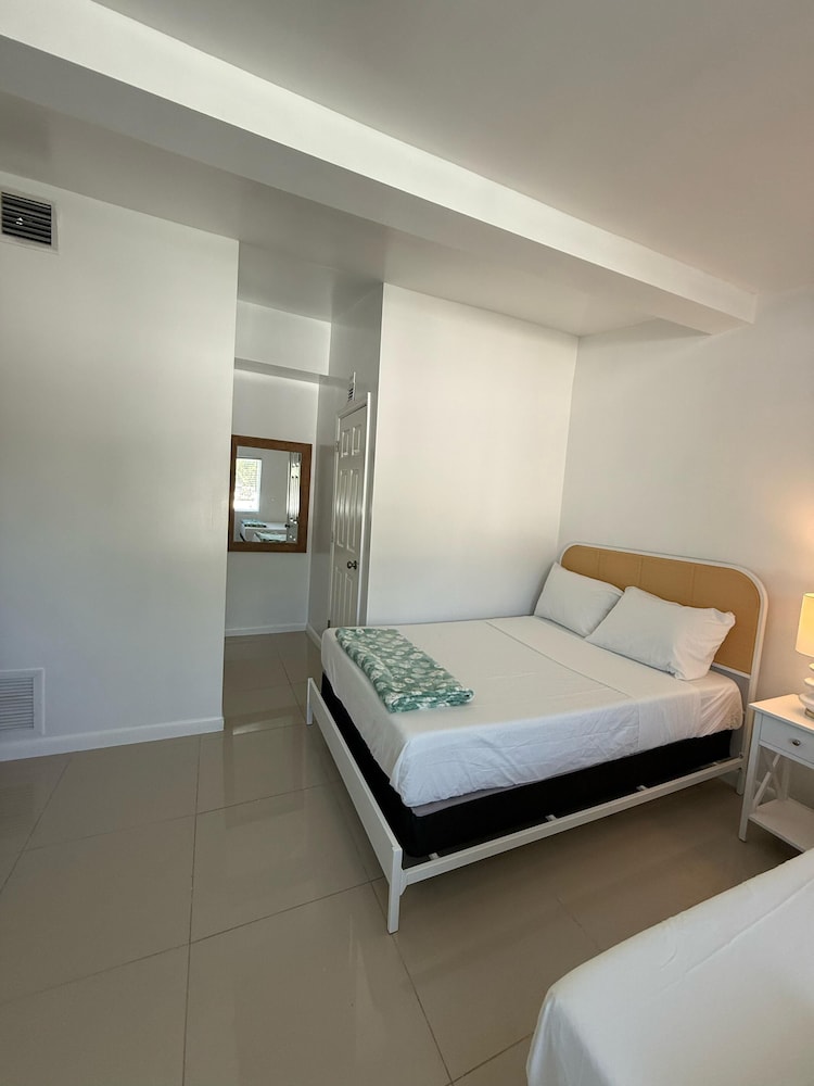 Renzzi Villas