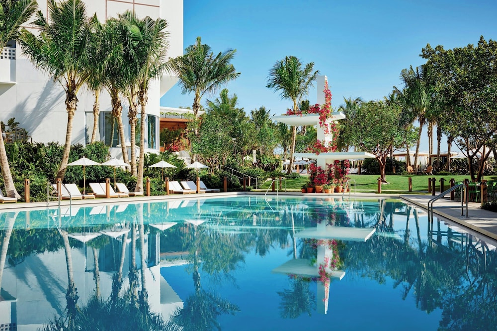 Hotel The Miami Beach Edition