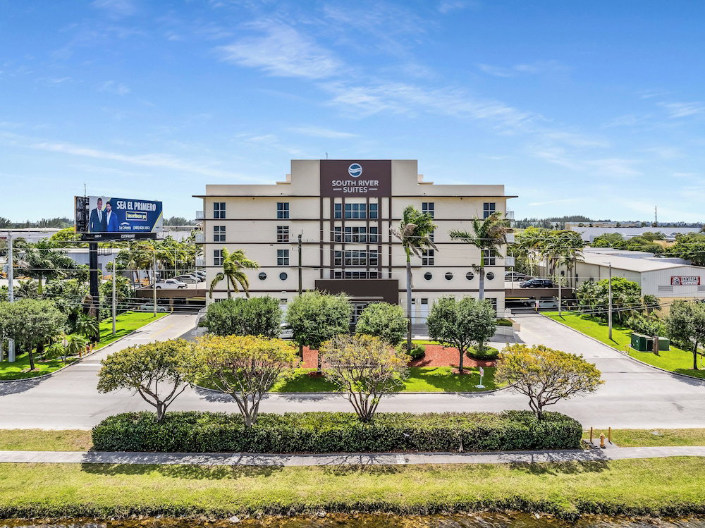 Hotel South River Suites