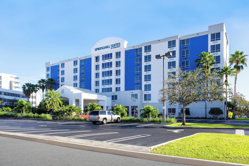Hotel Springhill Suites By Marriott Miami Airport South Blue Lagoon Area