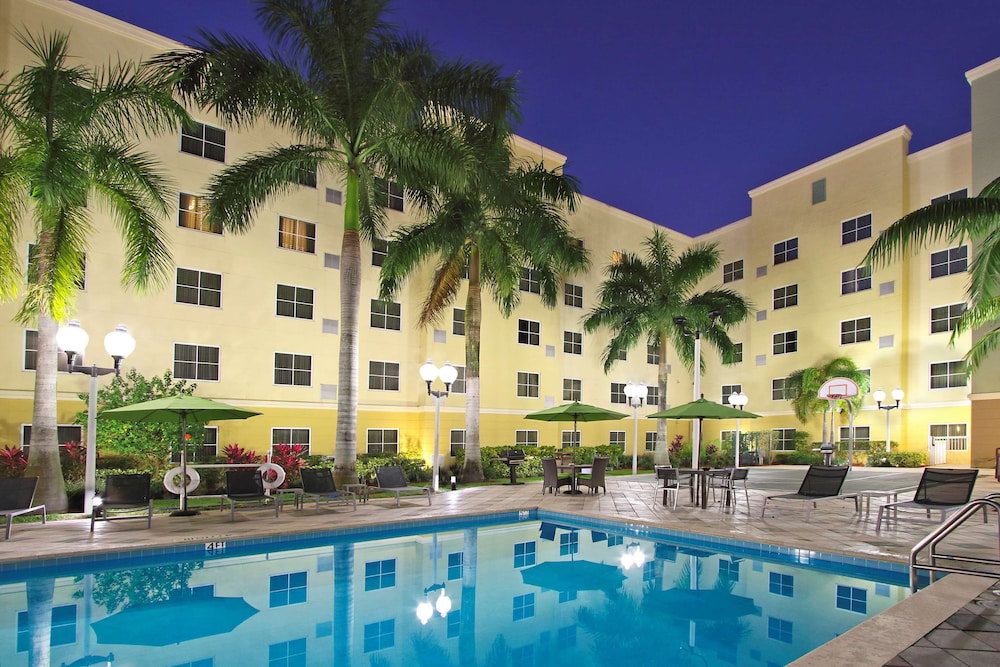 Hotel Homewood Suites By Hilton Miami Airport West
