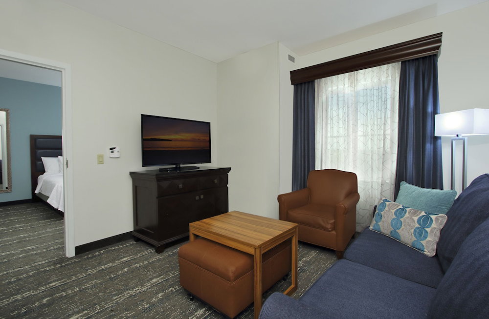 Homewood Suites By Hilton Miami Airport West