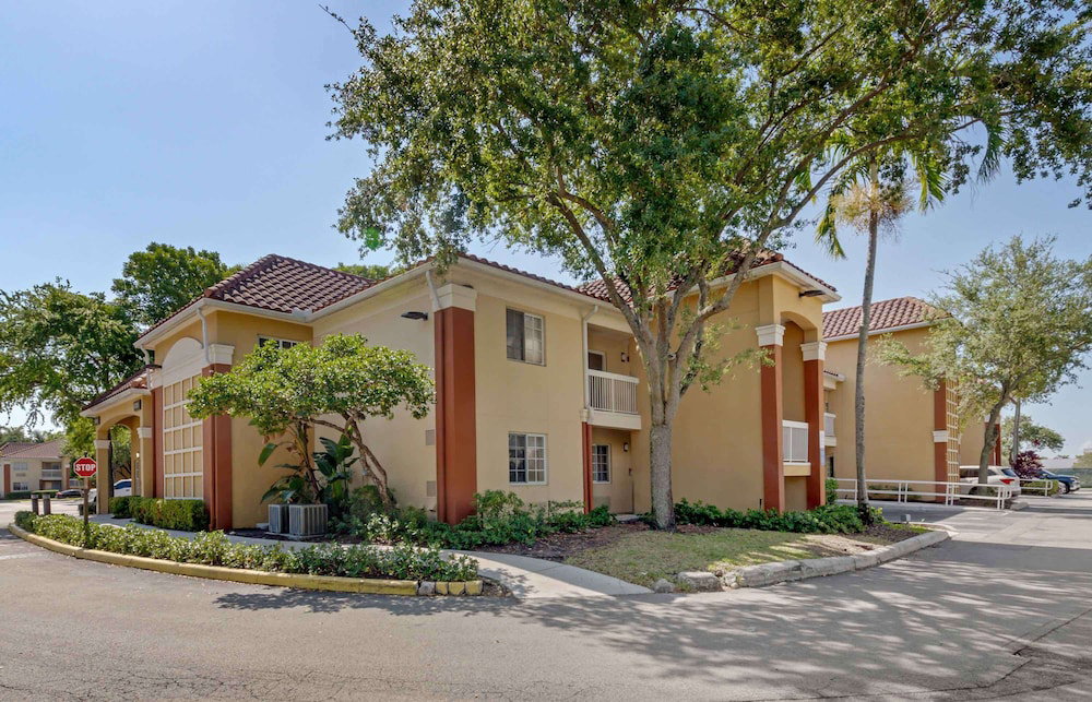 Hotel Extended Stay America Suites Miami Airport Doral