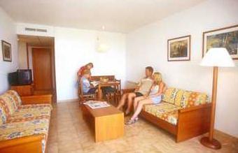 dal travel Globales Cala Bona Suites